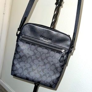 Coach Mens Saddle Flight Bag